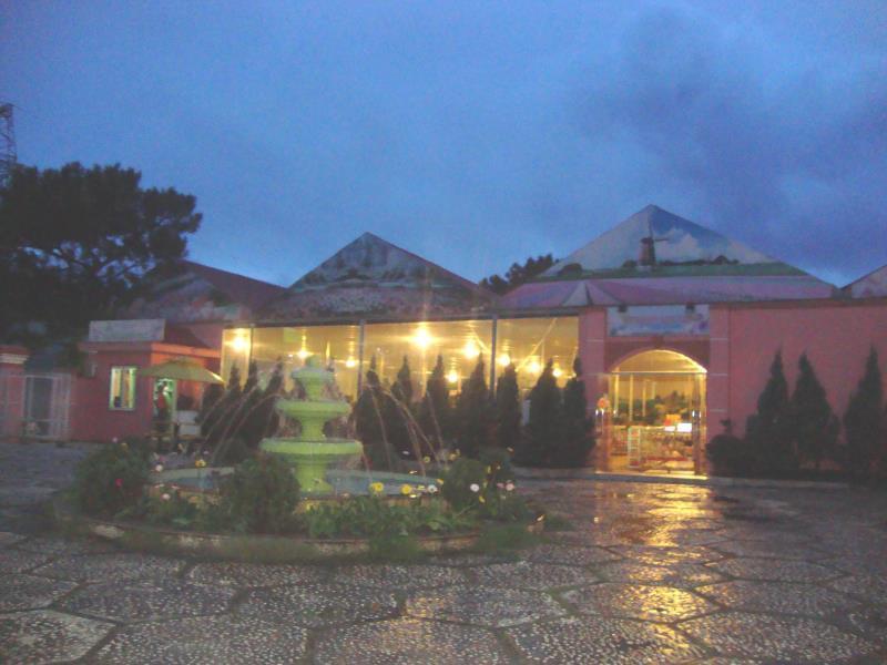 Rung Hoa Hotel Da Lat Exterior photo